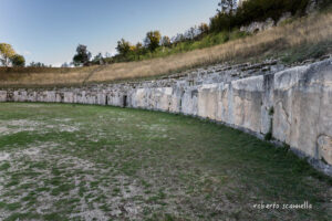 Anfiteatro alba fucens